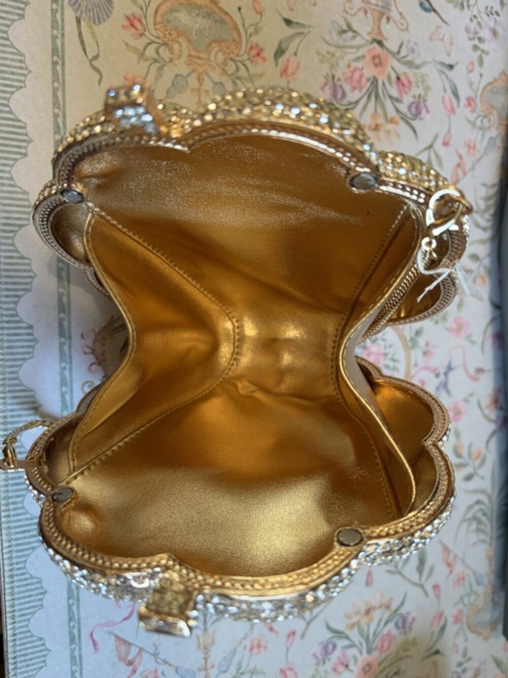 Jeline Flower Clutch Bag - Picture 5 of 8